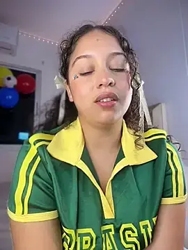 Stripchat Private Sex Chat of Shara_dreams