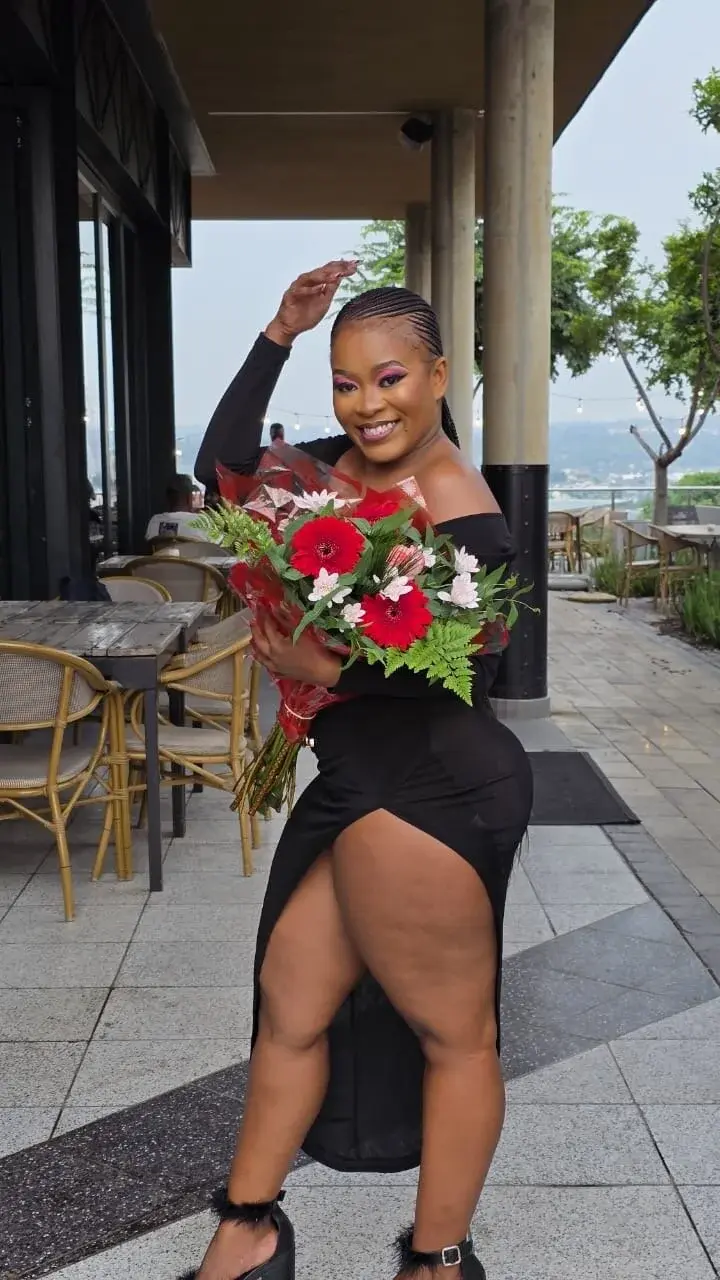 ThickTemptress18