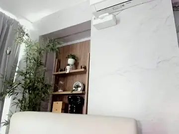 Stripchat Sex Cam of AntonellaRossi
