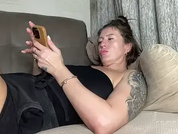 Stripchat Sex Cam of Avtosluts777