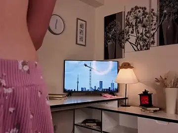 Stripchat Sex Cam of _OdiHopper_