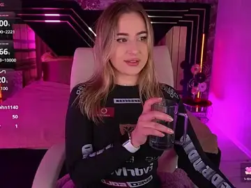 Stripchat Watch Live Sex Cams of ArolinaNight