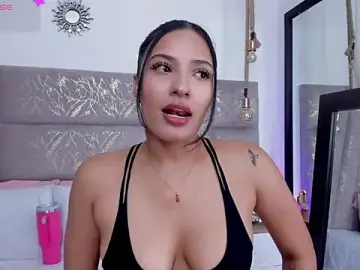 Stripchat Sex Cam of CeliWoods