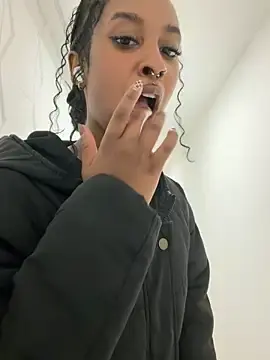Stripchat Live Porn of Your_Paris
