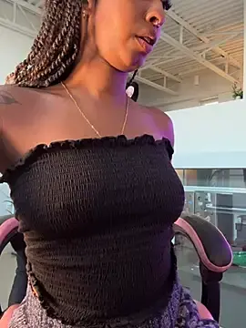 Stripchat Live Porn of Your_Paris