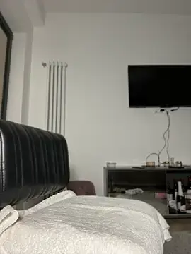 Stripchat Adult Webcam of NickiLike