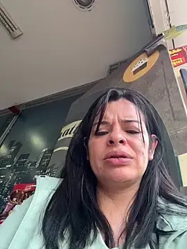 Stripchat Sex Cam of Dr_Nathalia_28