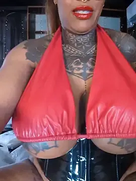 Stripchat Free Porn Cam of DarkDea