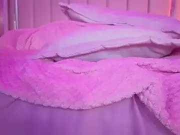 Stripchat Sex Cam of CAROL_SUCKER