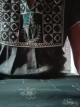 Stripchat Free Porn Cam of smartangel_telugu