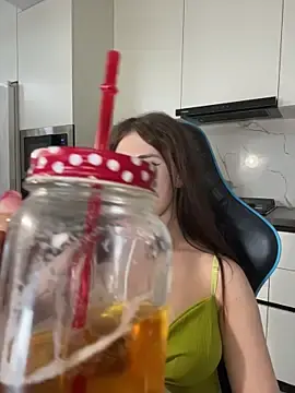 Stripchat Live Sex of CurlyLara