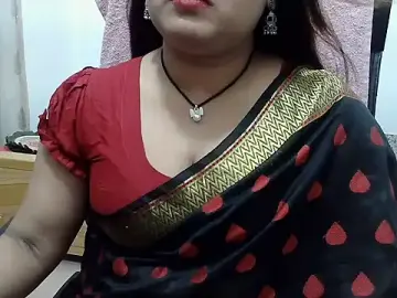 Stripchat Watch Live Sex Cams of SexyRani2000