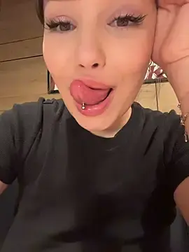 Stripchat Adult Webcam of Chloe__Moon
