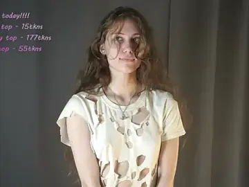 Stripchat Free Live Porn of BellaTear