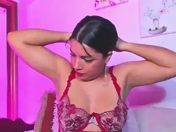 Stripchat Adult Webcam of Arianna_Moore