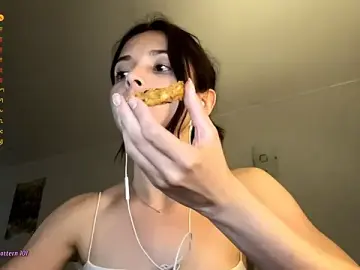 Stripchat Nude Webcam of Mikytiki