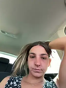 Stripchat Best live sex cam show of DoriDelux66