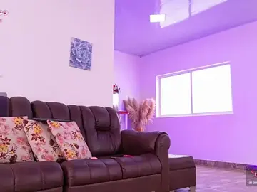 Stripchat Live Sex of lara_giraldo