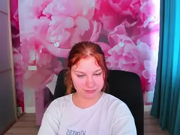 Stripchat Nude Webcam of AngelinaLow