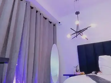 Stripchat Free Live Porn of kirasweet7