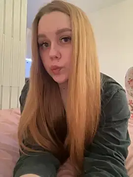 Stripchat Adult Webcam of Marylallka5