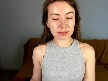 Stripchat Live Sex Cam of Mia_Tasty