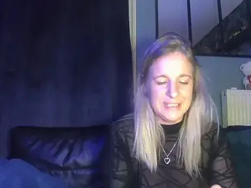 Stripchat Live Sex of Delichieuse5