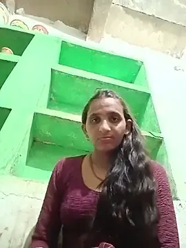 Stripchat Adult Webcams of Baby__Shreya