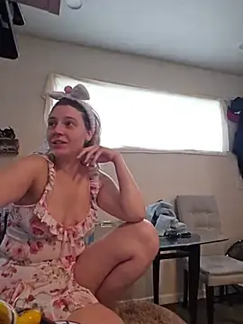 Stripchat Sex Cam of ScarletCallings_420