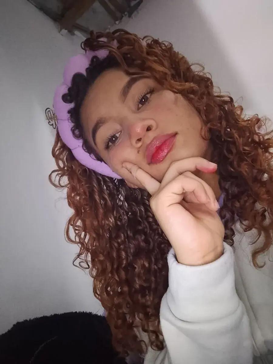 carolineecox