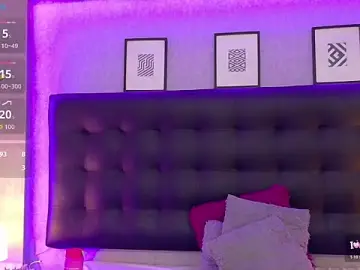 Stripchat Watch Live Sex Cams of Sharonevanss_