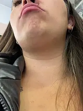 Stripchat Watch Live Sex Cams of LIZ-06_