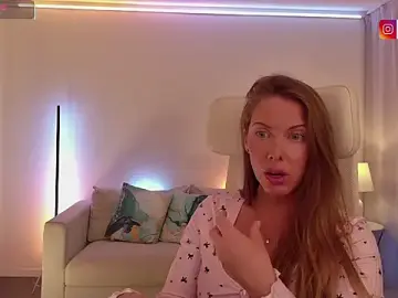 Stripchat Sex Cam of Nova-Lee