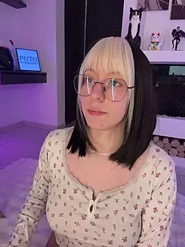 Stripchat Live Sex Cam of _nobara__