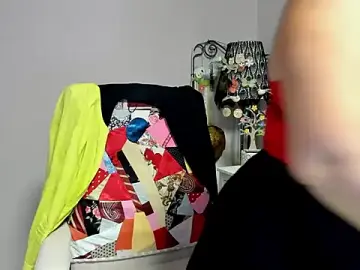 Stripchat Live Sex Cam of Adelewildx
