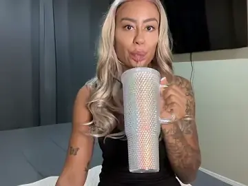 Stripchat Best Webcam of CoCo-Queen