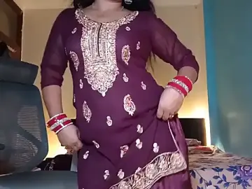 Stripchat Live Sex Cam of YourDesi_Laila_