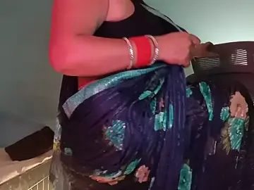 Stripchat Adult Webcams of YourDesi_Laila_