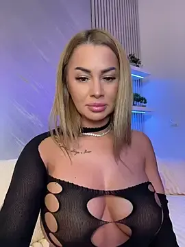 Stripchat Sex Cam of KirstieVegas