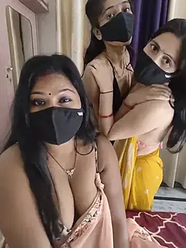 Stripchat Live Porn of cutee__crazy