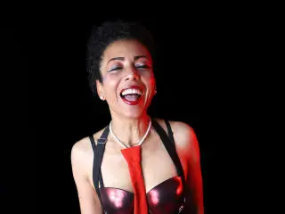 Xlovecam Live Porn of BrendaLive