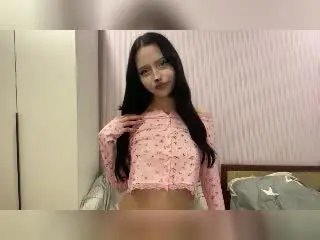 Xlovecam Live Sex Cam of CherelleGess
