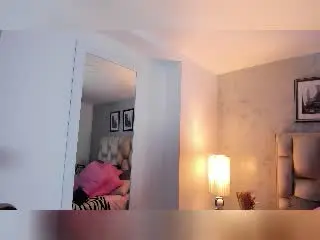 Xlovecam Adult Webcam of SyraPalmer