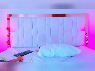 Xlovecam Live Sex Cam of ZoeBarnett