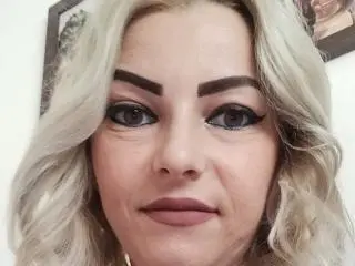 Xlovecam Live Sex of KatyDirty
