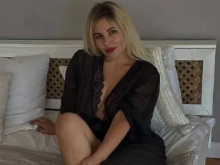Xlovecam Live Porn of AvaQueen