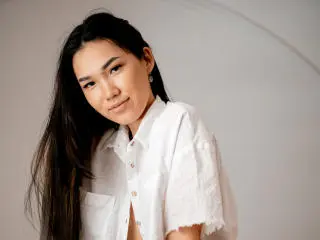 Xlovecam Live Sex of DivineMadness