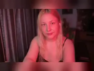 Xlovecam Free Porn Cam of HanterHellen