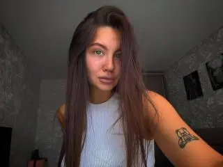 Xlovecam Sex Chat of InesGueningsman