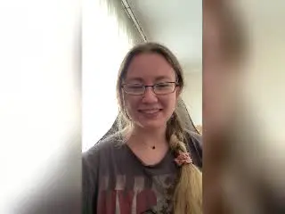 Xlovecam Live Sex Cam of Meeranda